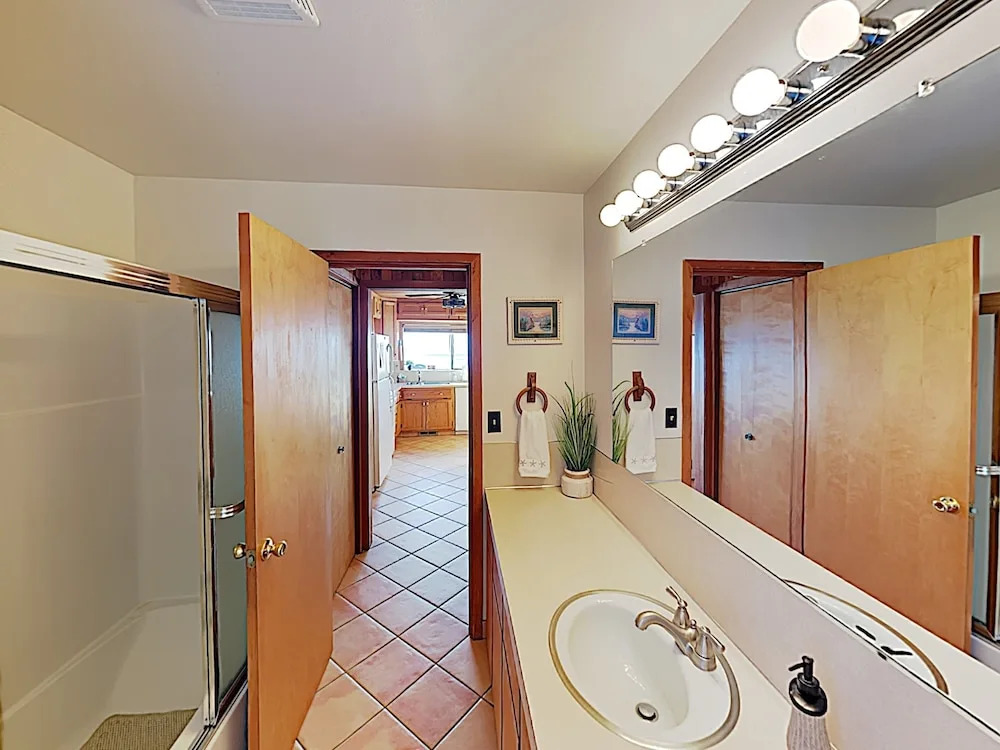 New Listing! Pelican Harbor: Beachfront Treasure 3 Bedroom Home