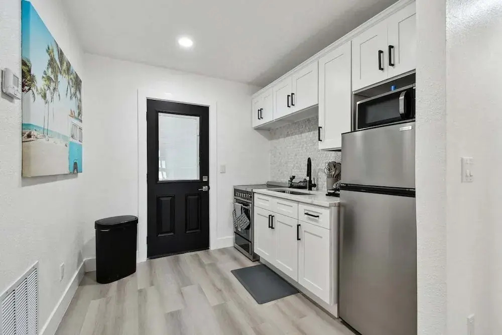 Stylish Treasure Island Escape
