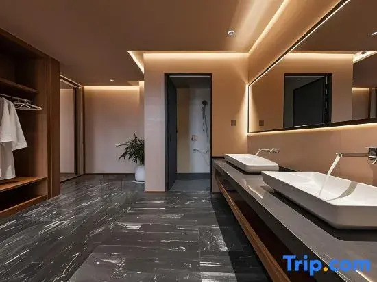 Yulan Dongshan, Tengchong | Mid-hill View | Authentic Hot Spring Luxury Villa Resort