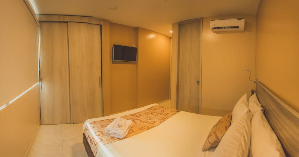 Hotel Aixo Suites By GEH Suites