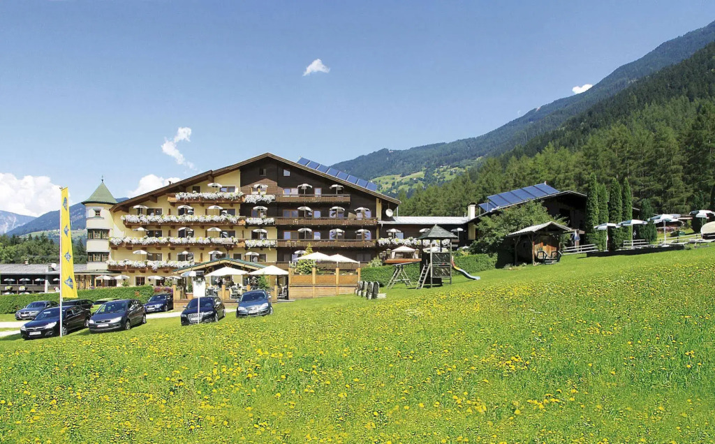 Hotel habicher hof - Your 4-Star Superior Wellness Hideaway