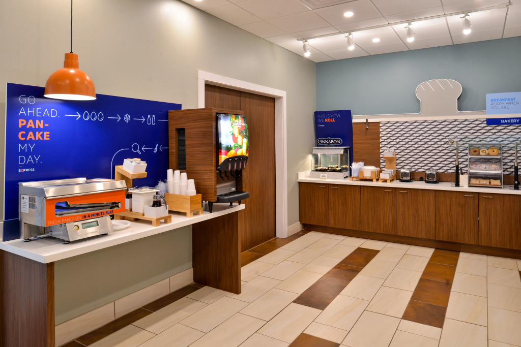 Holiday Inn Express & Suites - Ruskin by IHG