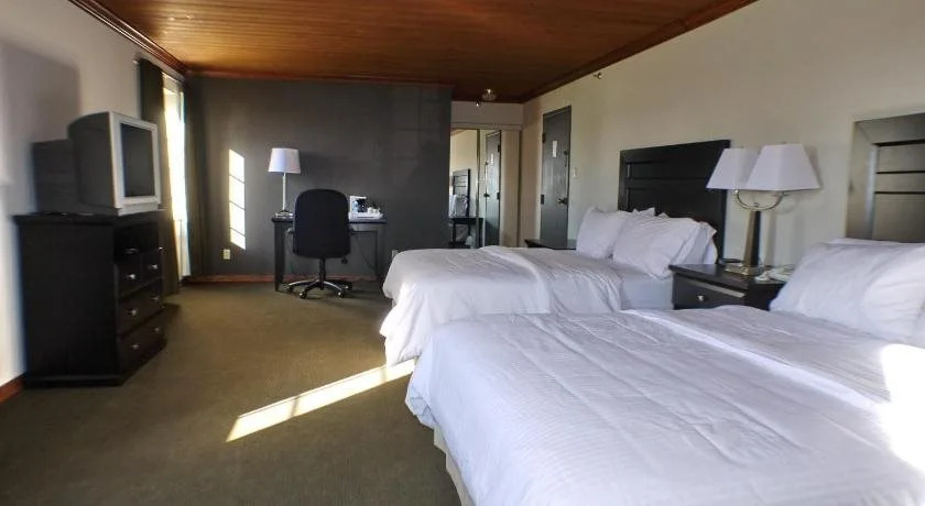 Riverview Lodge