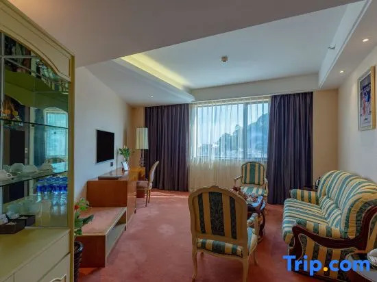 Huafu Hotel