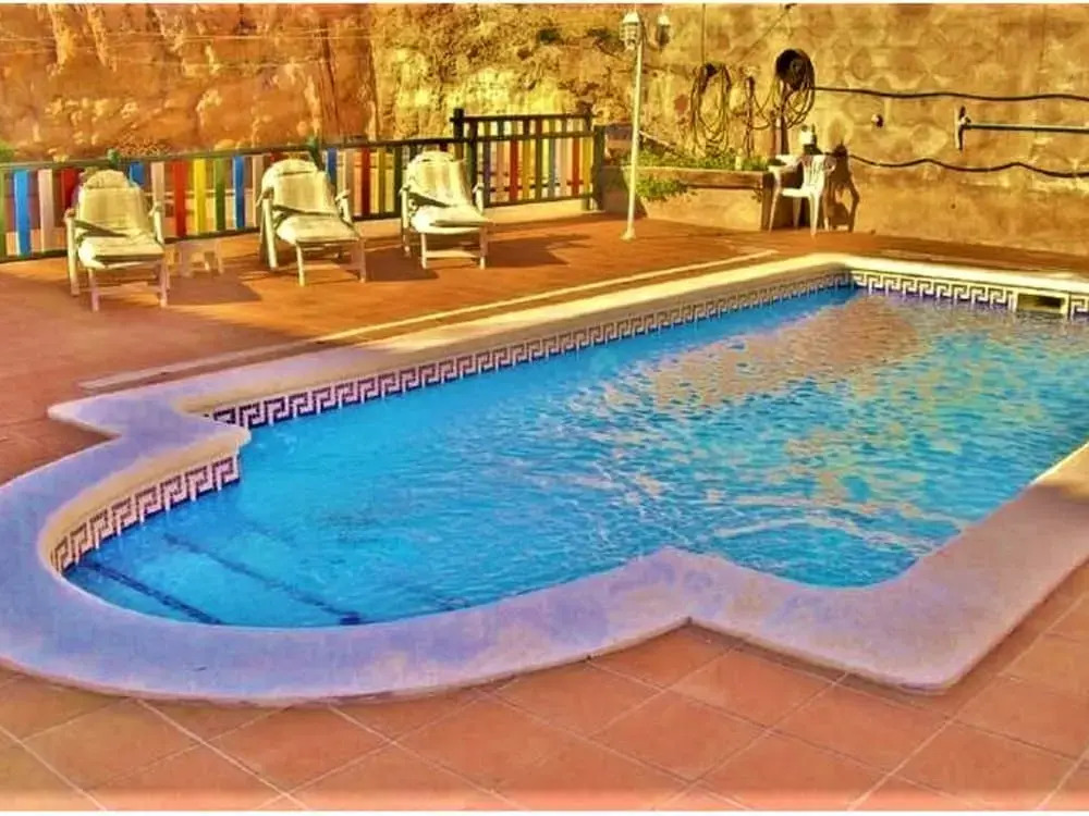 Pet-Friendly Villa with Pool