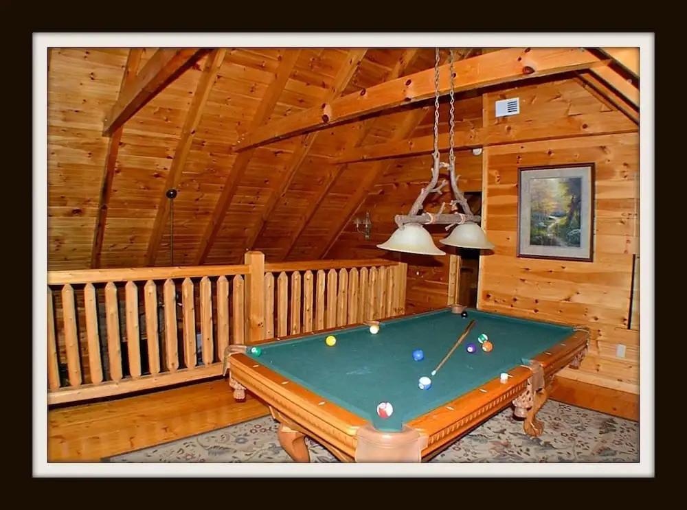 Changes in Latitude - 2 Br cabin by RedAwning
