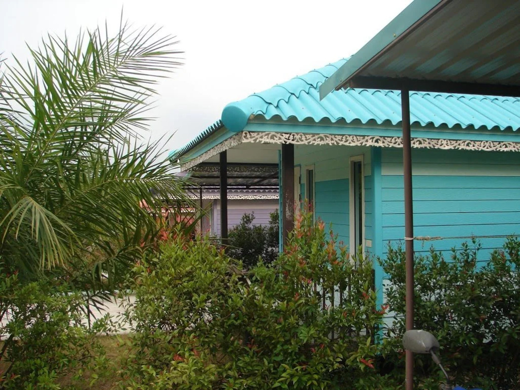 Ruenmanee Resort