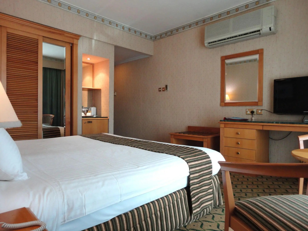 Beach Bay Hotel