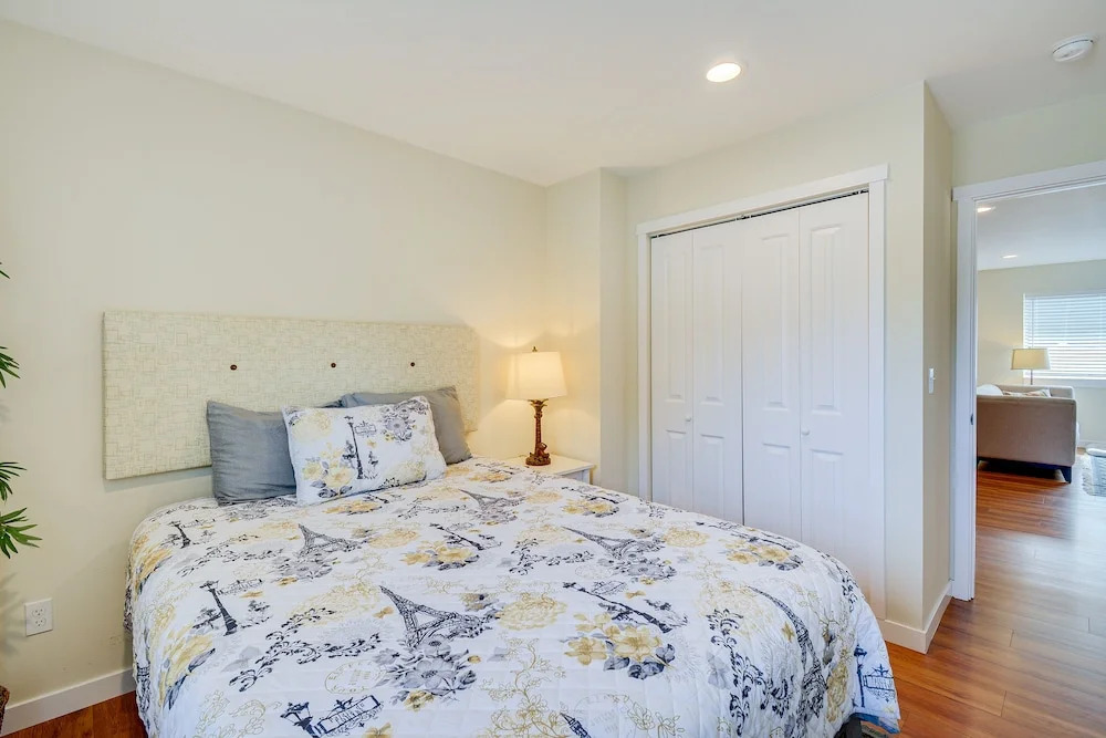 Westport Vacation Rental w/ Private Hot Tub!