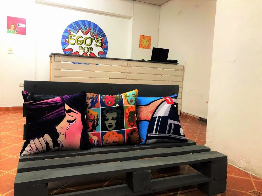 Casa Egos Pop Laureles