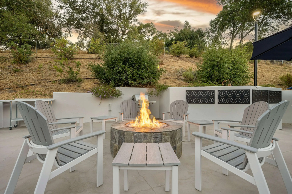 Best Western Plus Novato Oaks Inn