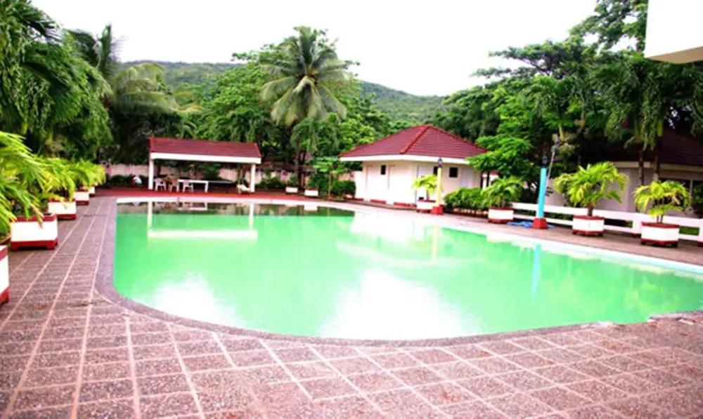 Club Manila East Real