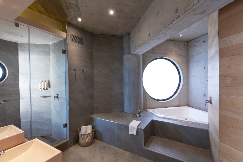 Hotel AWA