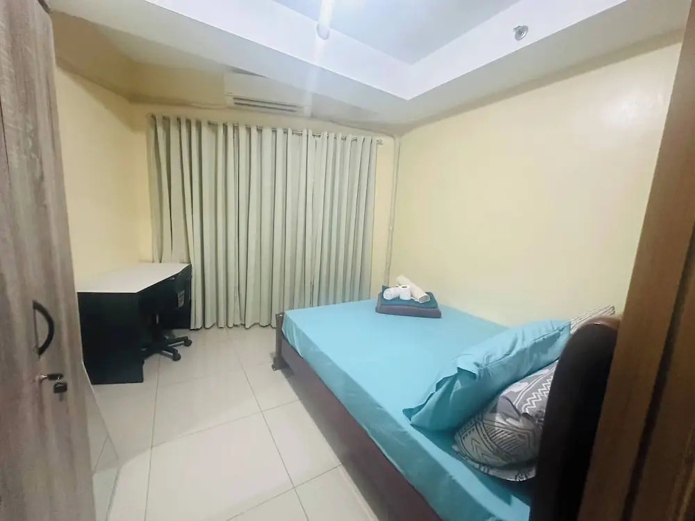 Timeless Pasay City Apartment for Rent