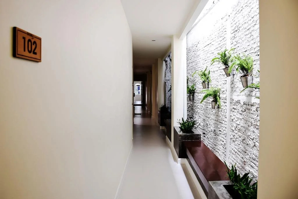 Shunli Hostel