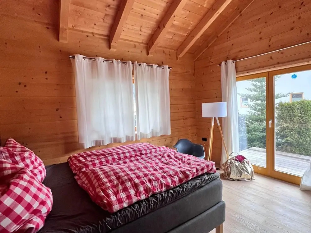 Beautiful Log Cabin Near Wildkogel Arena