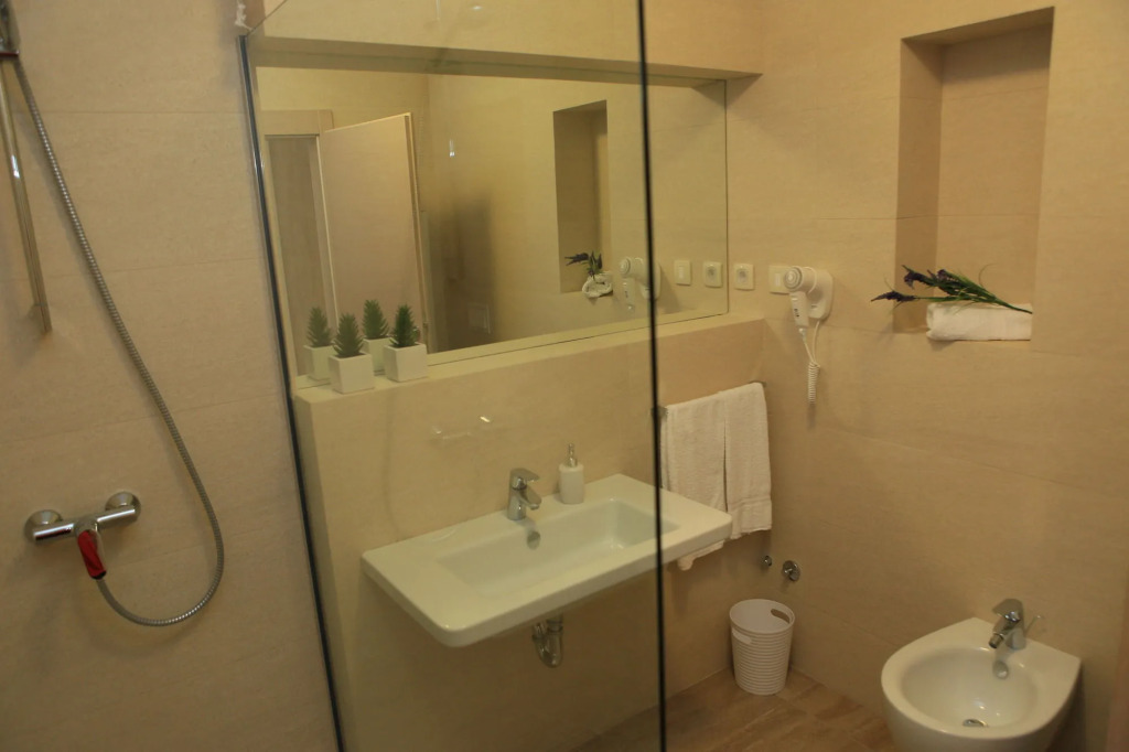 Hotel Leone