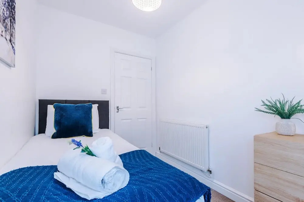 Modern Apartment Ideal for Business Sleeps 3