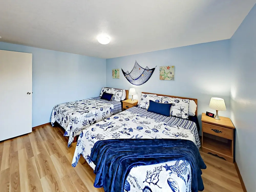 1658 S Edgewood Home 3 Bedrooms 2 Bathrooms Home