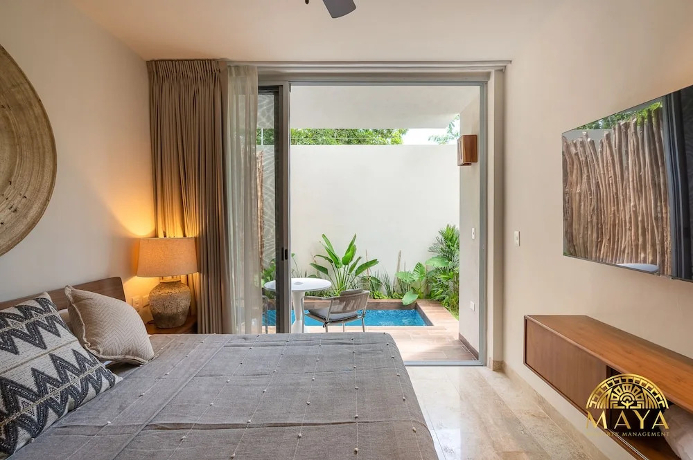 NHOA 112B Lux 1BR Condo Plunge Pool in Aldea Zama