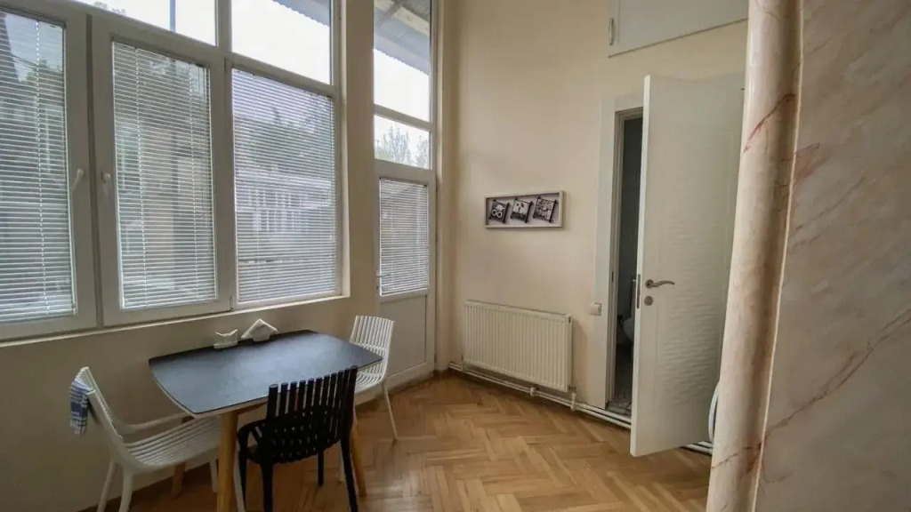4 RoomS