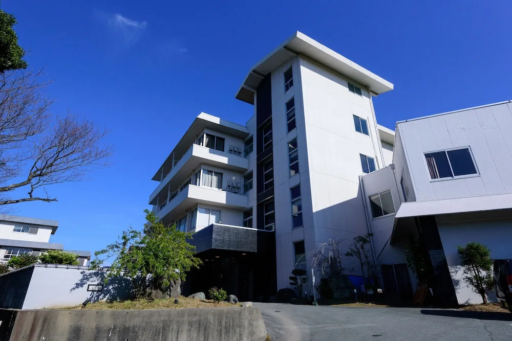 HOTEL CLOVER Fuuka