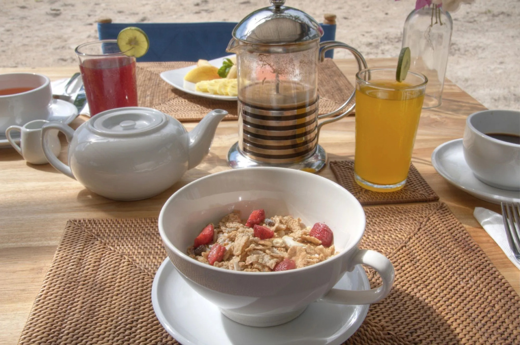 Gili Teak Beach Front Resort