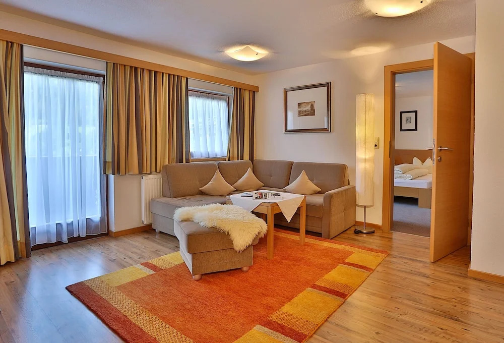 Apartmenthaus JÖRG, im SOMMER inklusive Super-Sommer-Card