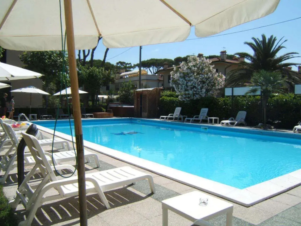 Hotel Apuana