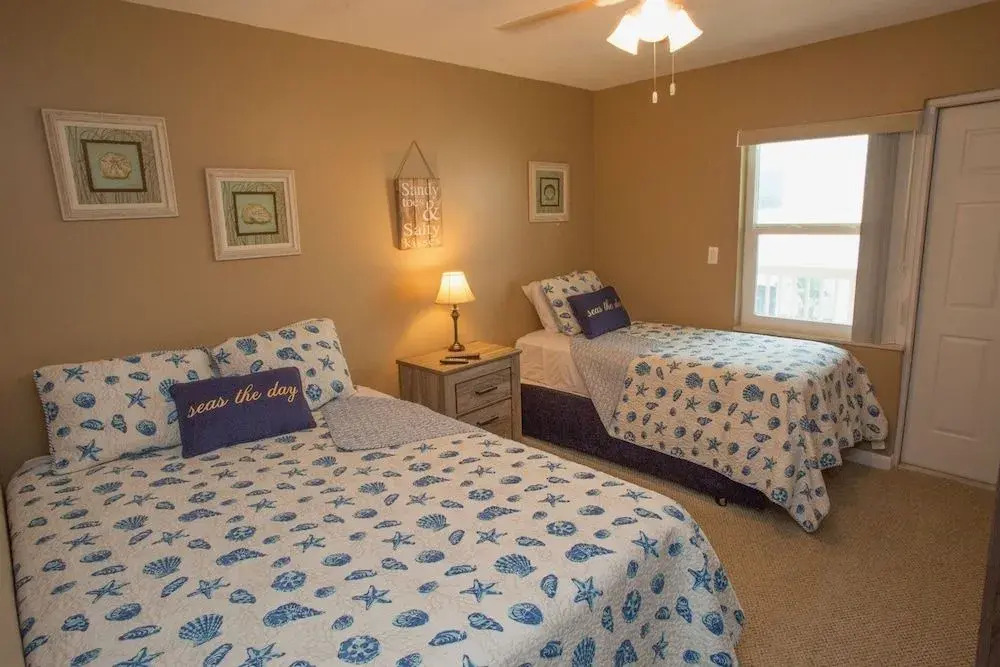 Win-San A-208 - 2 Br Condo