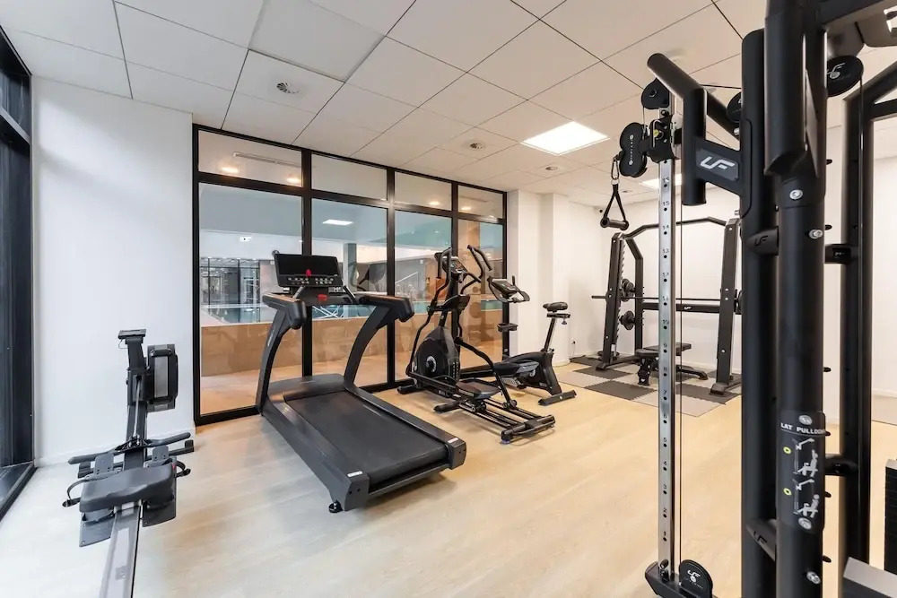 Comfortable Apartment With Balcony, Pool, Sauna