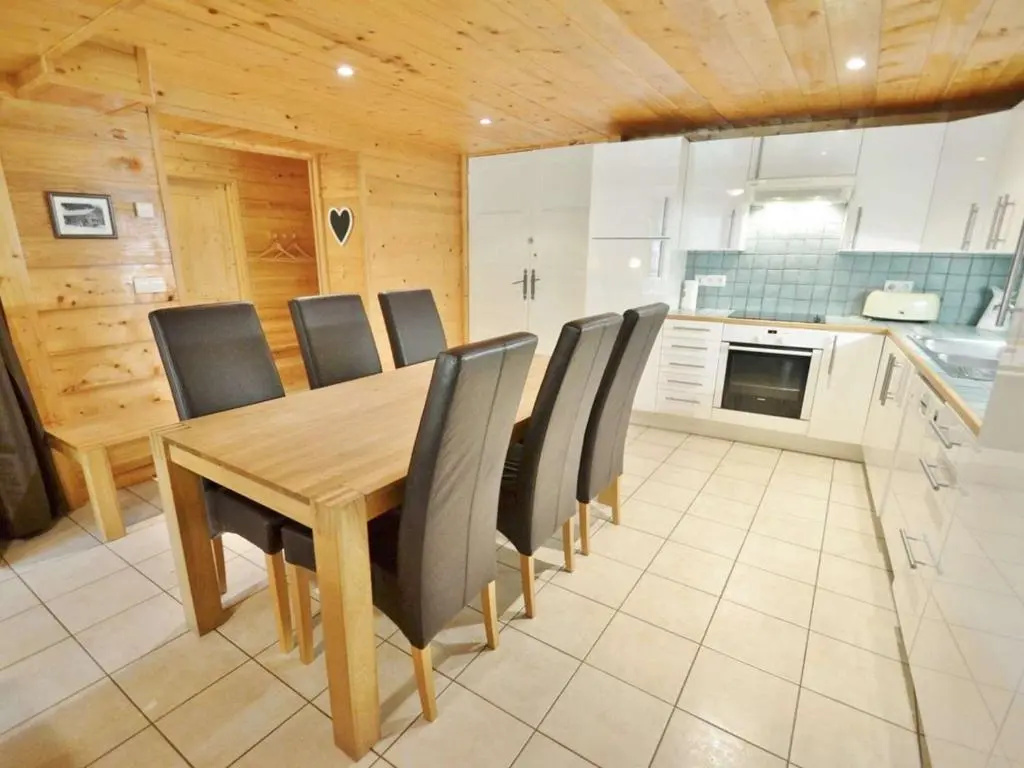 Appartement Le Grand-Bornand, 4 pièces, 6 personnes - FR-1-391-14