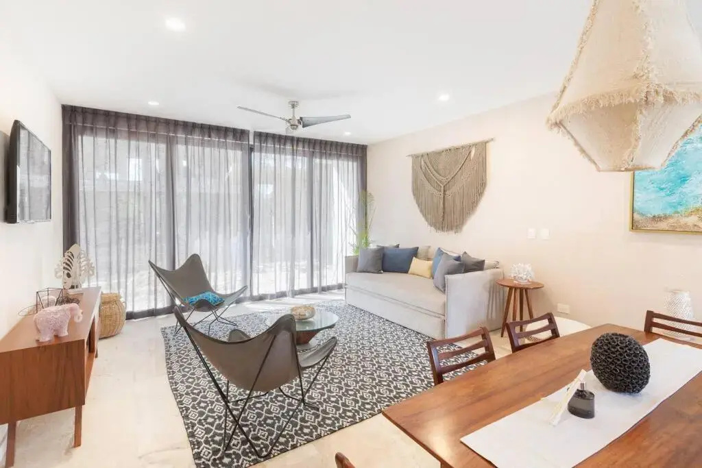 102 Amena Hidden Gem in the Jungle minutes from Sea