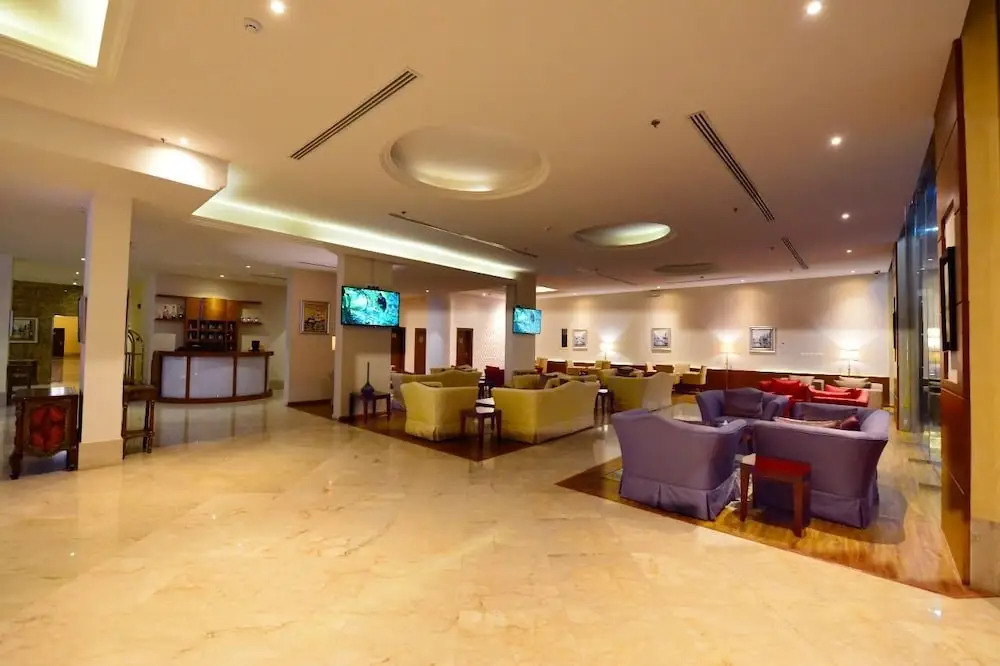 Lotuston Furnished Apartments 2