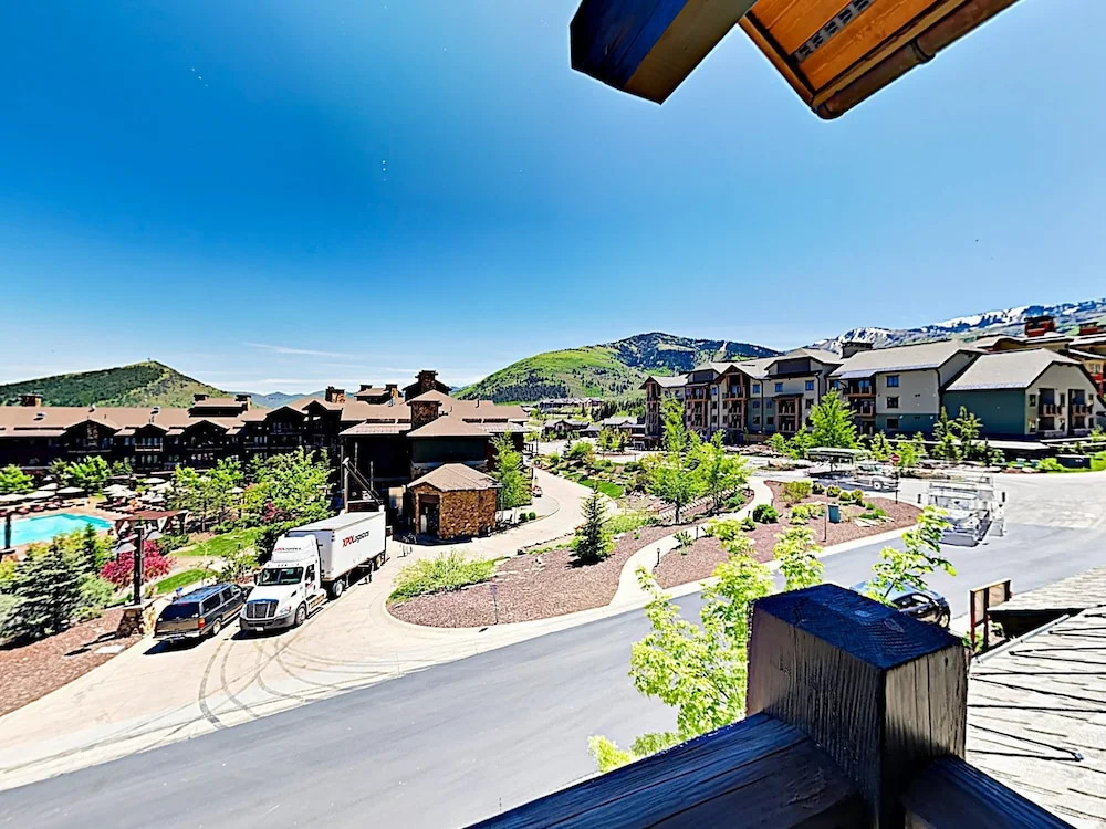 New Listing! Park City Mountain W/ Hot Tub 3 Bedroom Townhouse