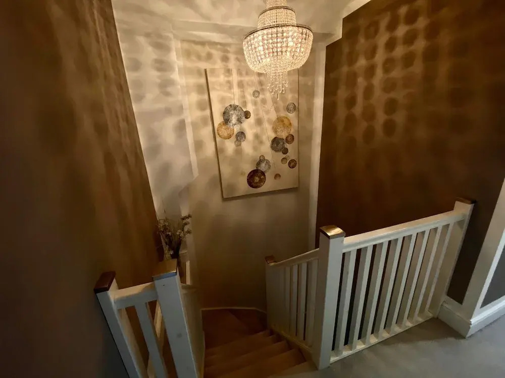 Blackpool Abode - Buttercup Suite