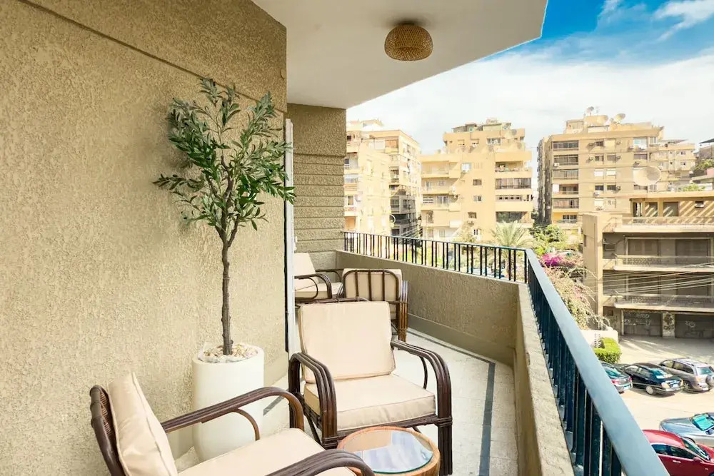 Xuru Stays I The 2bdr Crimson Crib @ The Heart Of Heliopolis