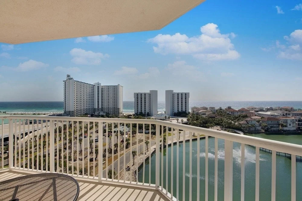 Terrace at Pelican Beach 0303