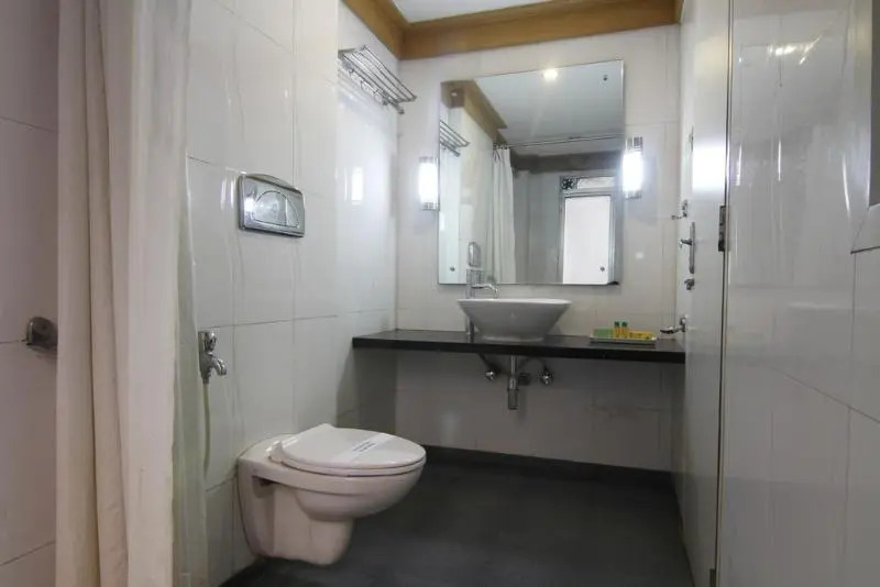 Rapid Lakme Executive Hotel