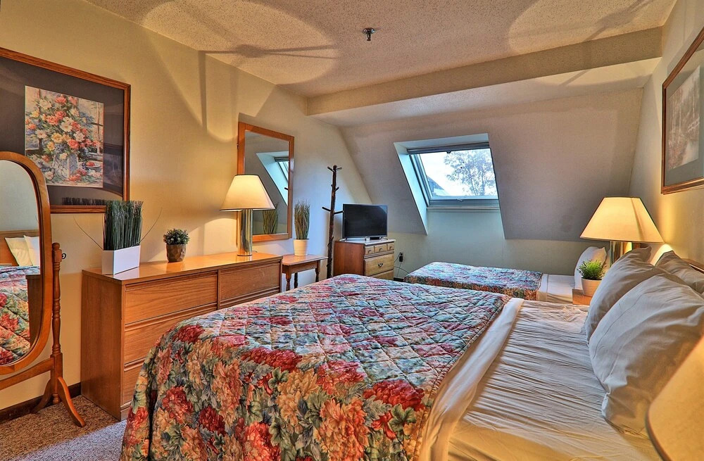 Mg 3c12 - Great Location! Hot Tub/Sauna/Gym/Pool. Yay!