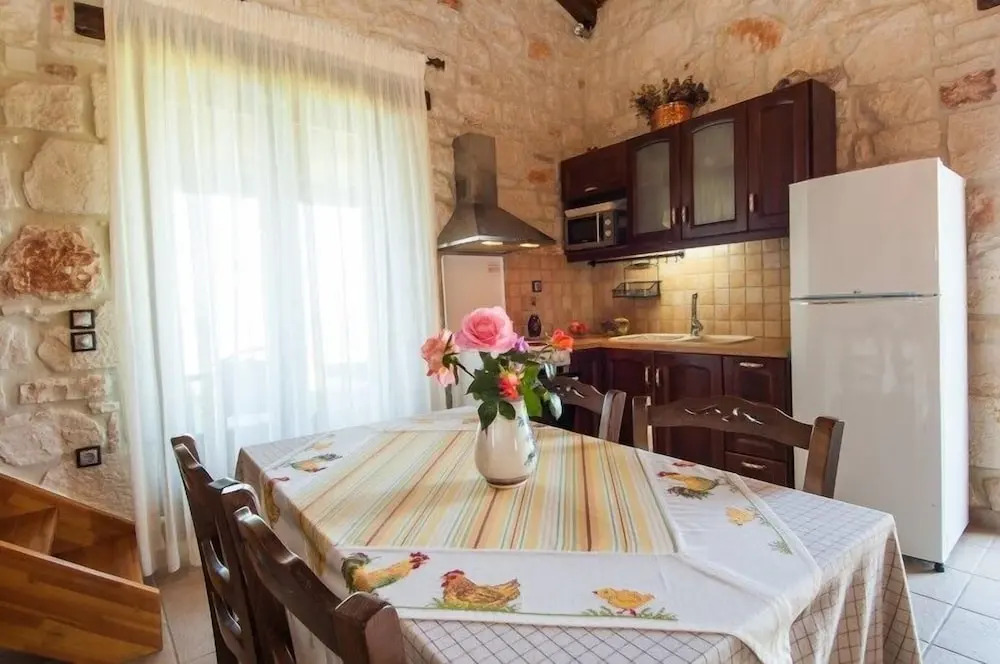 Kavos Psarou Villas