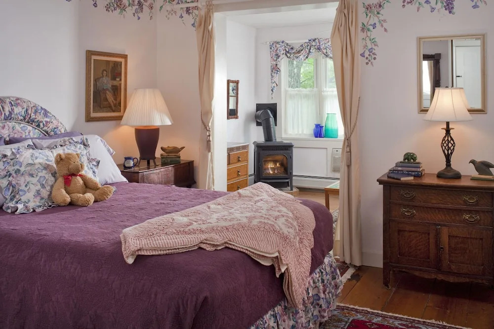 West Hill House B&B in Mad River Valley