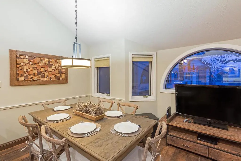 Lulu 6P - A Sophisticated Condo