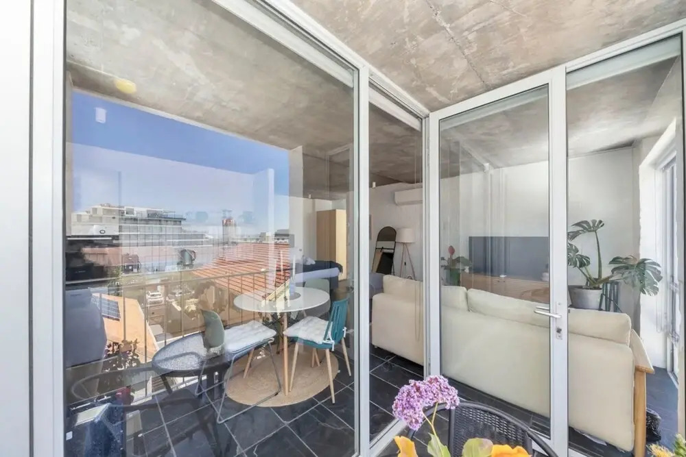 Seaside Studio Apartment, 9 Mins to Queens Beach!