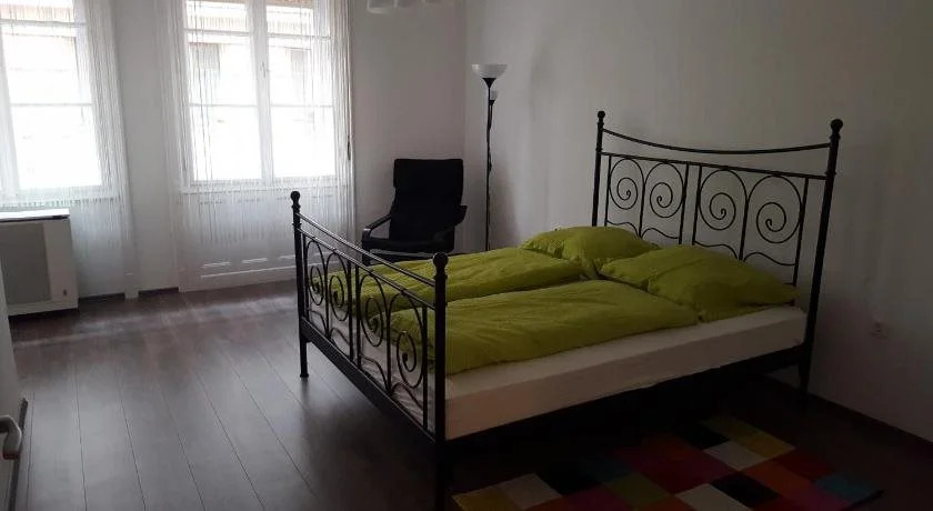 Walking Bed Budapest Lónyay