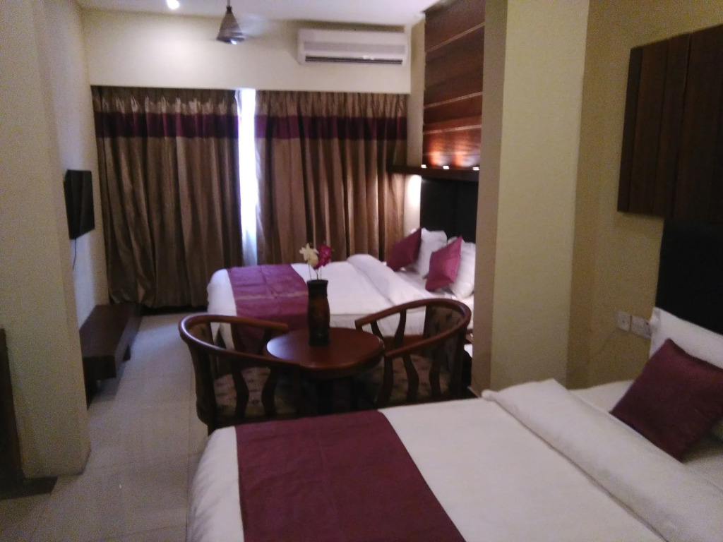 Nirvana Inn