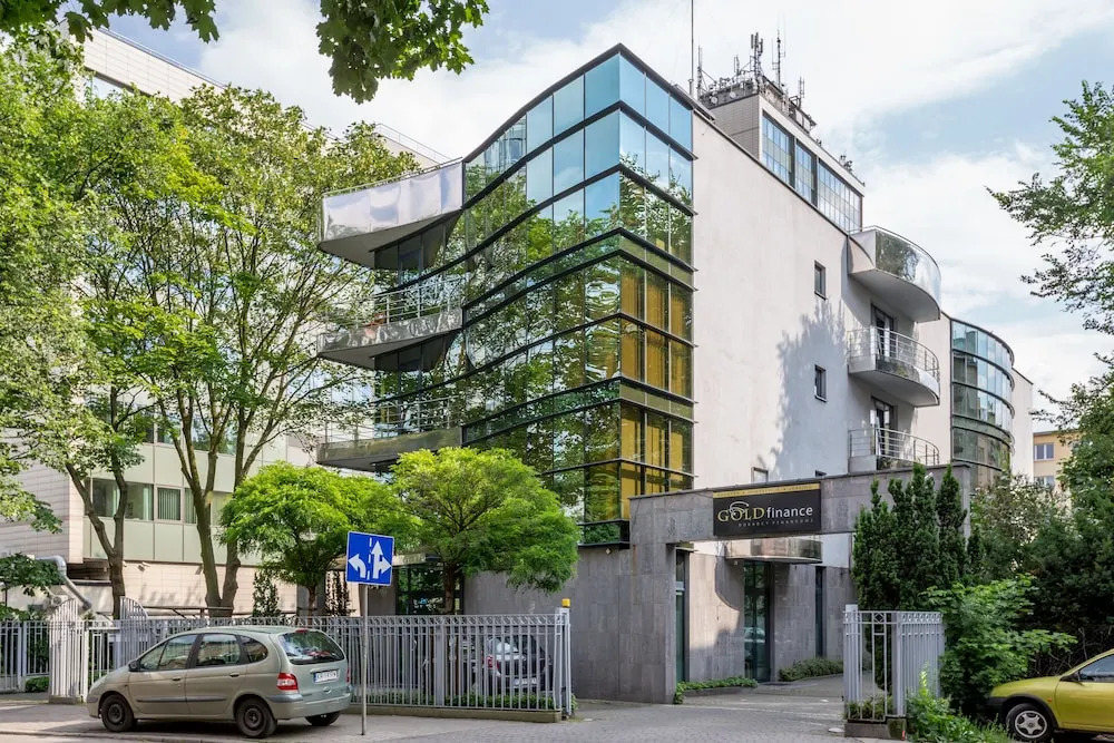 FriendHouse Apartments - Aparthotel