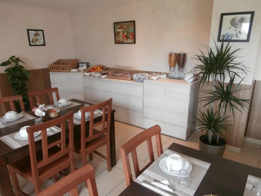 Residhotel Les Hauts dAndilly