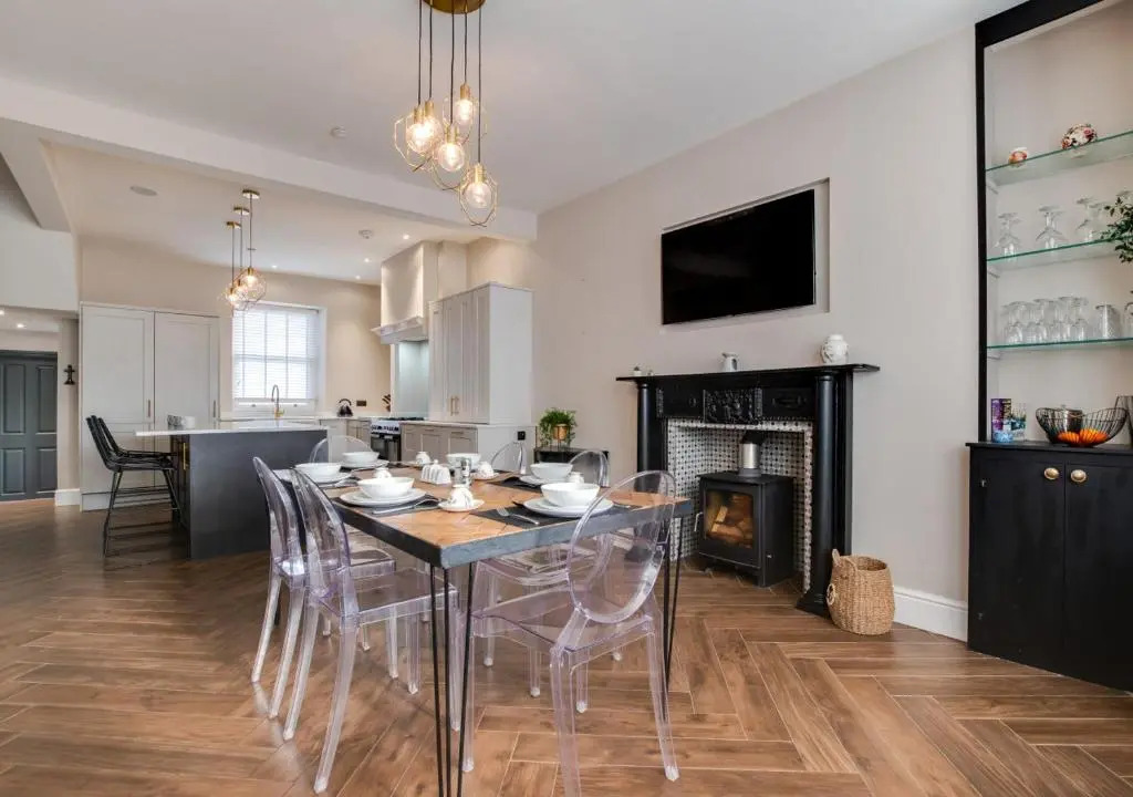 27 Morfa Mawr