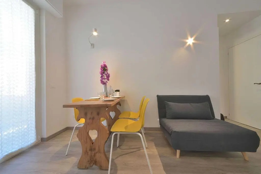 Casa Orchidea,stylish, walk to the beach. WIfi/AC